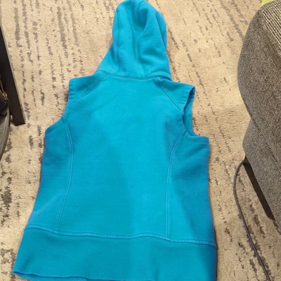 Lululemon Suns out Guns out Blue Vest - Picture 6 of 8